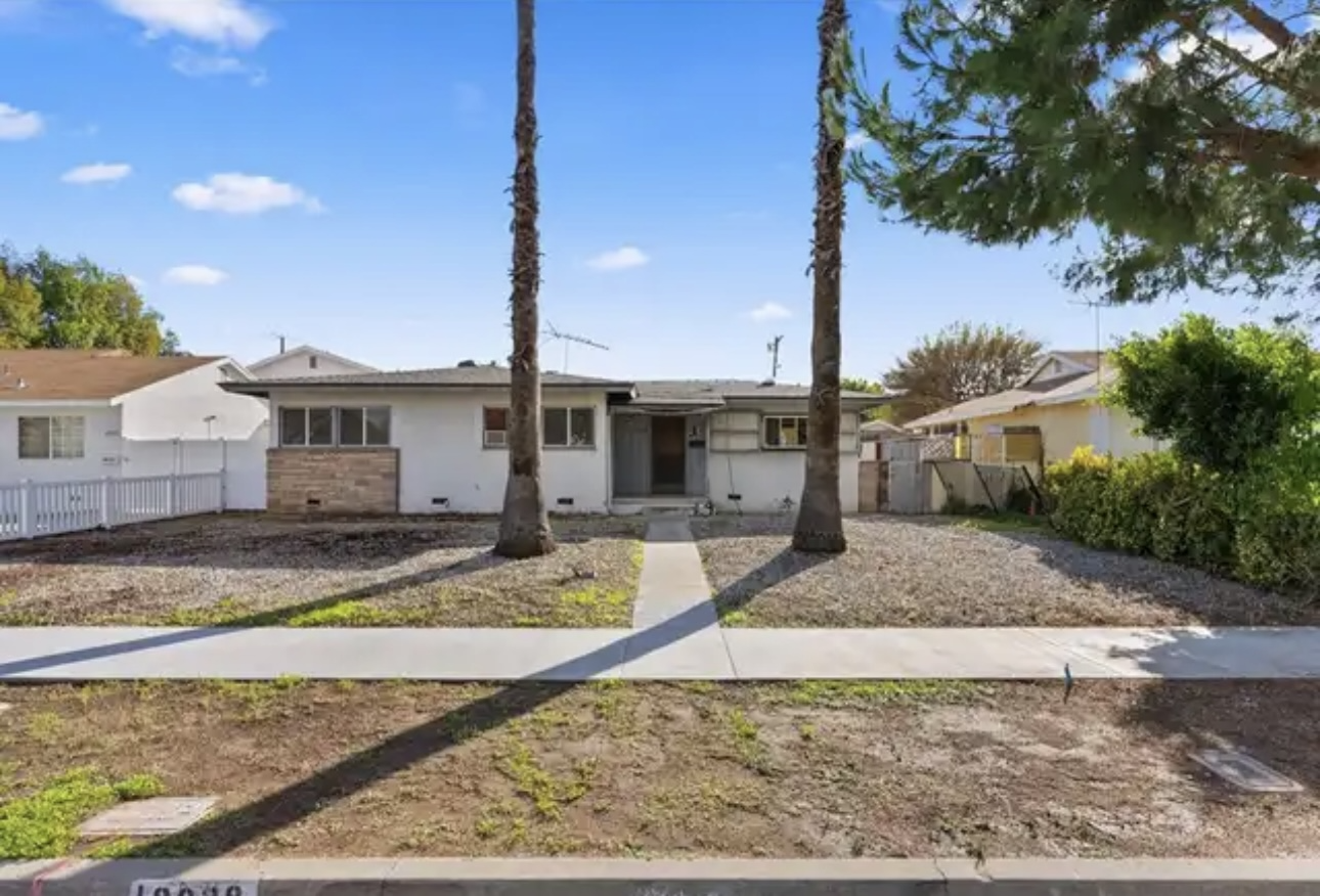 Single-family home in Reseda needing repairs